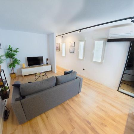 Modern Haven For Urban Explorers By Rems Malaga Exterior photo