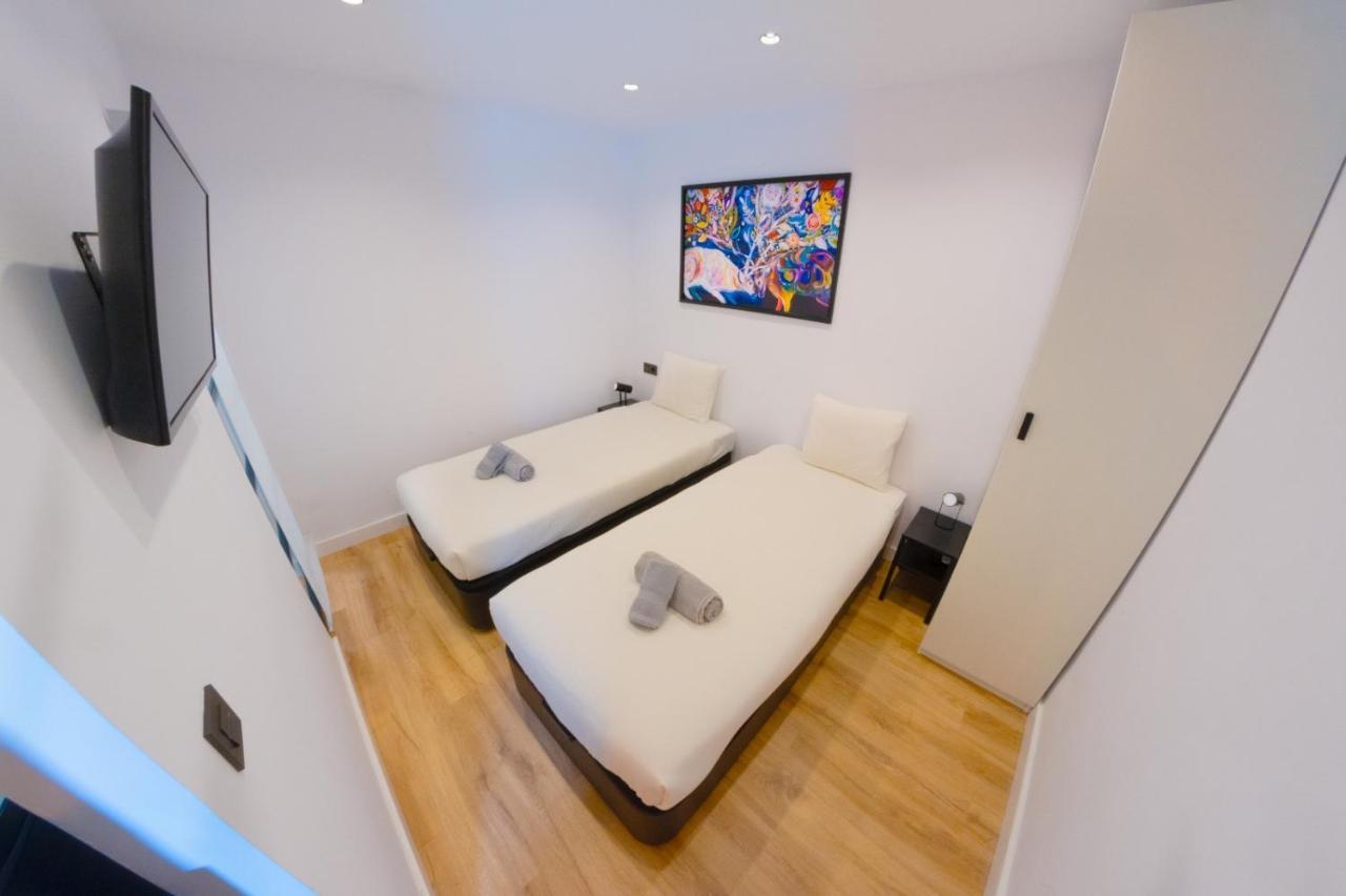 Modern Haven For Urban Explorers By Rems Malaga Exterior photo