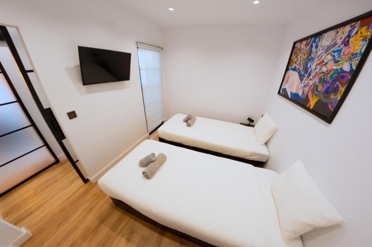 Modern Haven For Urban Explorers By Rems Malaga Exterior photo